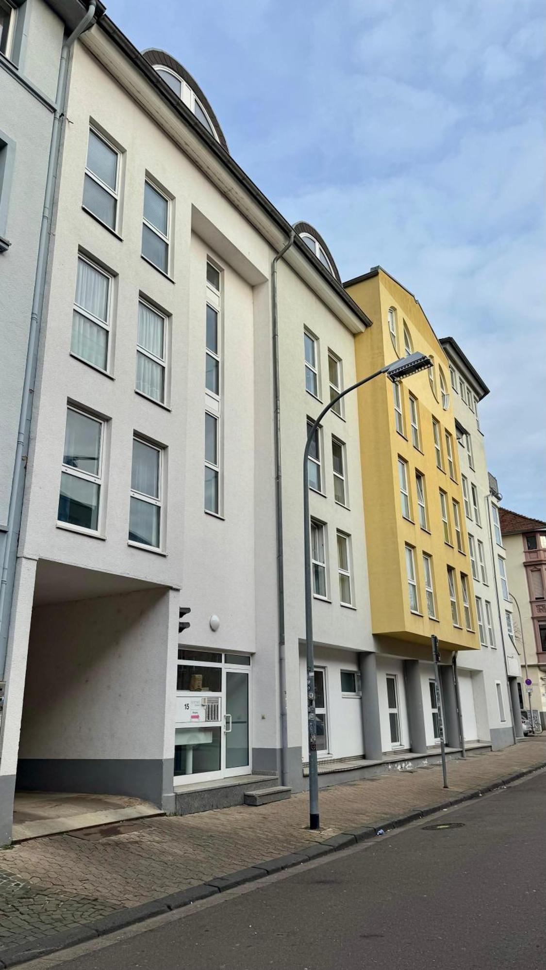 Zentrumnah Inklusive Parkplatz Jungle-Suite By Rentigo - Ruheoase Im Herzen Von Saarbruecken! Dış mekan fotoğraf